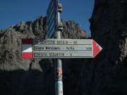 67  Proseguiamo sul Sentiero Cecilia ...ancora un'oretta per la vetta...